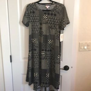 LuLaRoe Carly